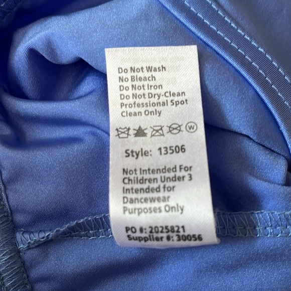 Girls 5 yrs dance dress - Picture 9 of 9